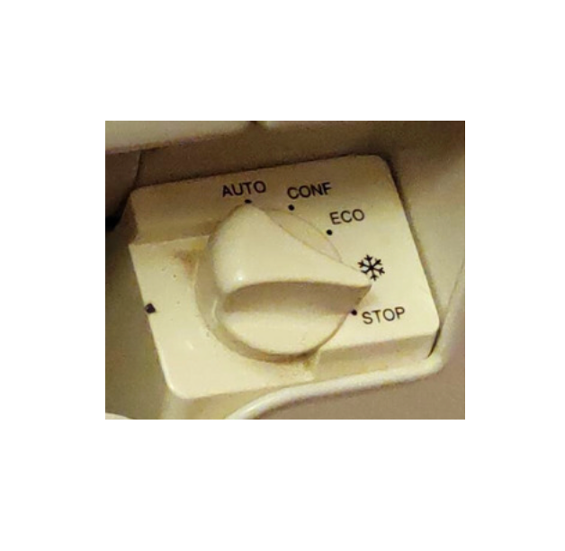 Kit complet deux pieds blanc pour radiateur ECD avec roulette - A.G.E. 86